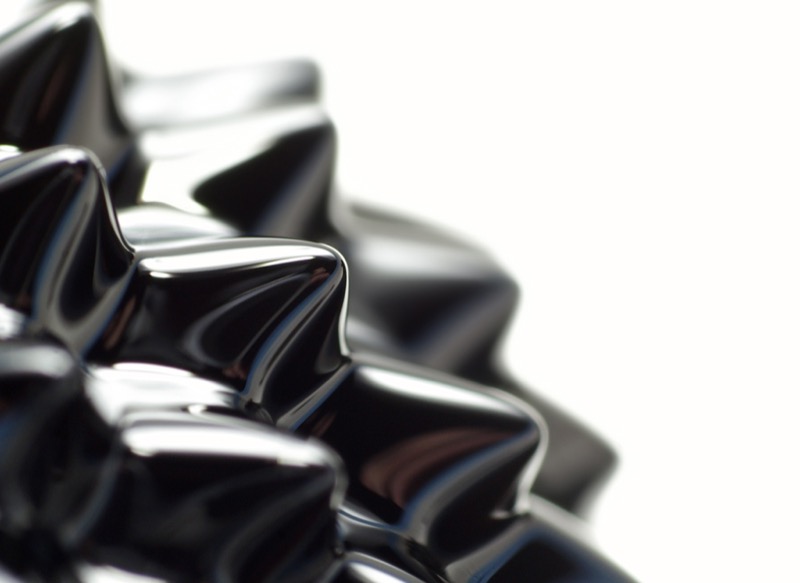 Ferrofluid (containing SP iron particles) placed over a
rare earth magnet. Source: Wikimedia Commons.